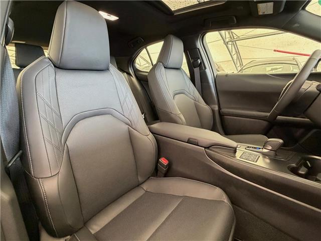 2026 Lexus UX 300h Base (Stk: 260943) in Calgary - Image 18 of 18