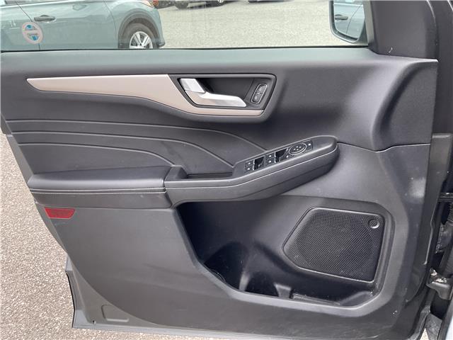 2022 Ford Escape SEL (Stk: 260567) in Kingston - Image 30 of 34