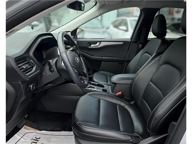 2025 Ford Escape Platinum (Stk: 260235) in North Bay - Image 26 of 50