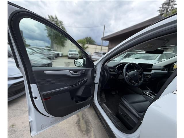 2025 Ford Escape Platinum (Stk: 260235) in North Bay - Image 40 of 50