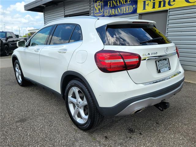 2018 Mercedes-Benz GLA 250 4MATIC| NAVI | HEATED LEATHER | R-CAM |1 OWNER (Stk: S9711A) in St. Catharines - Image 4 of 28 2018 Mercedes-Benz GLA 250 4MATIC| NAVI | HEATED LEATHER | R-CAM |1 OWNER (Stk: S9711A) in St. Catharines - Image 4 of 28