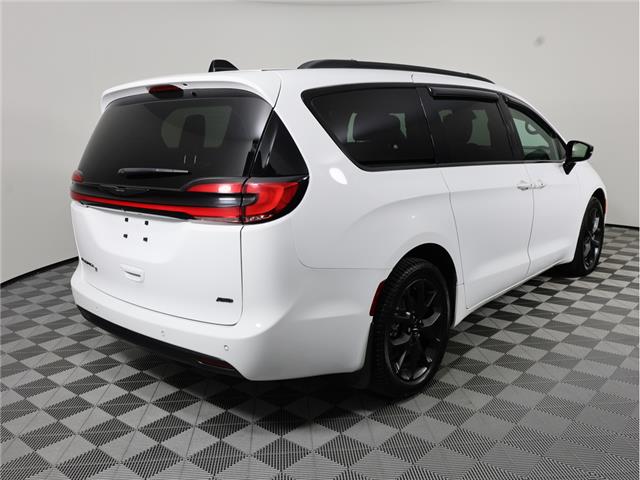 2024 Chrysler Pacifica Touring-L (Stk: L675A) in Calgary - Image 6 of 21