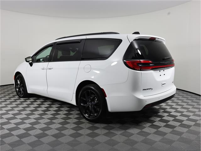 2024 Chrysler Pacifica Touring-L (Stk: L675A) in Calgary - Image 8 of 21