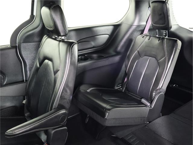2024 Chrysler Pacifica Touring-L (Stk: L675A) in Calgary - Image 10 of 21