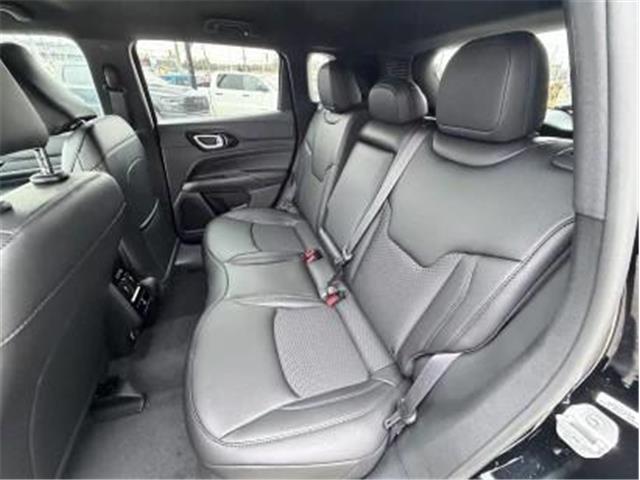 2026 Jeep Compass North (Stk: M23121) in Newmarket - Image 7 of 11