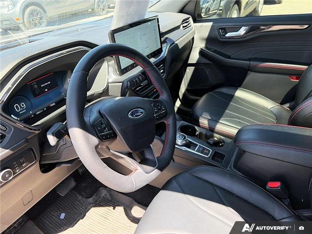 2025 Ford Escape ST-Line Elite (Stk: 5UTT4464) in Sarnia - Image 13 of 25