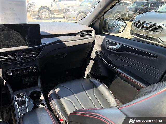 2025 Ford Escape ST-Line Elite (Stk: 5UTT4464) in Sarnia - Image 25 of 25