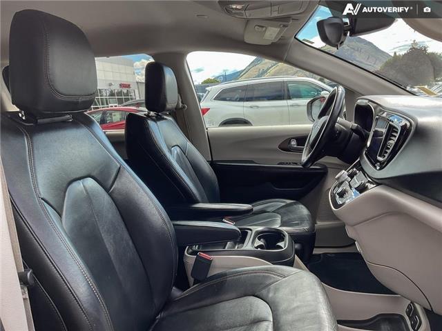 2017 Chrysler Pacifica Touring-L (Stk: 6C0182A) in Kamloops - Image 20 of 23