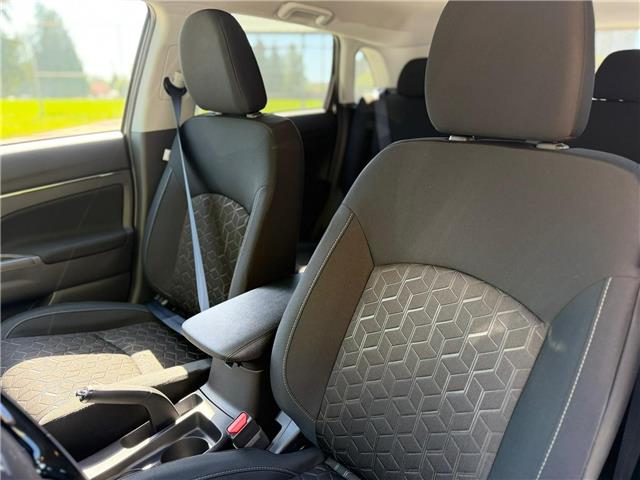 2026 Mitsubishi RVR SE (Stk: 601015) in North Vancouver - Image 12 of 19
