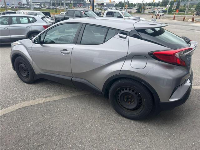 2018 Toyota C-HR XLE (Stk: 28481P) in Newmarket - Image 4 of 13