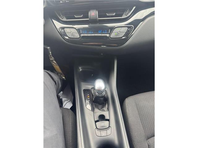 2018 Toyota C-HR XLE (Stk: 28481P) in Newmarket - Image 12 of 13
