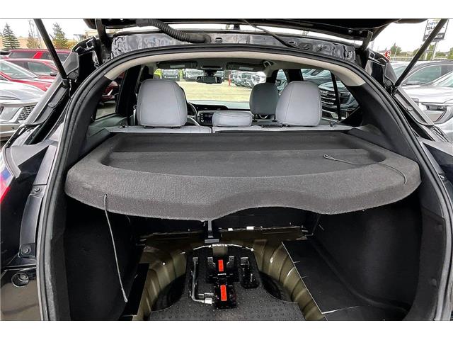 2023 Nissan Kicks SR (Stk: 08147U) in Calgary - Image 27 of 33