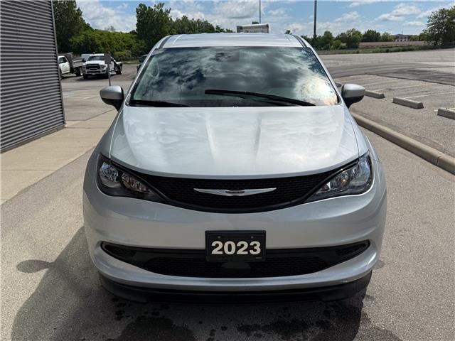 2023 Chrysler Grand Caravan SXT (Stk: UM050) in London - Image 2 of 28