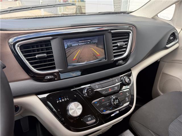 2023 Chrysler Grand Caravan SXT (Stk: UM050) in London - Image 18 of 28