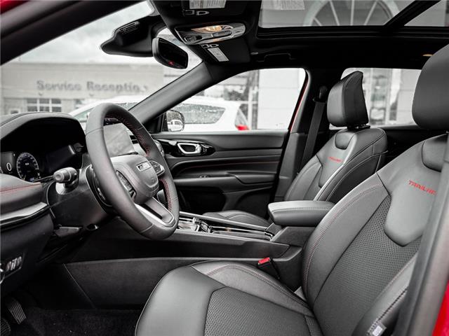 2026 Jeep Compass Trailhawk (Stk: 267556) in Hamilton - Image 4 of 8