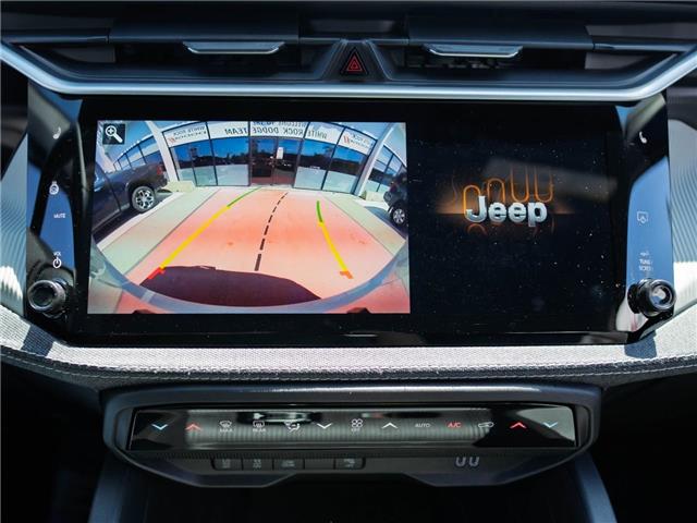 2026 Jeep Cherokee Laredo/Limited (Stk: T227410) in Surrey - Image 14 of 22