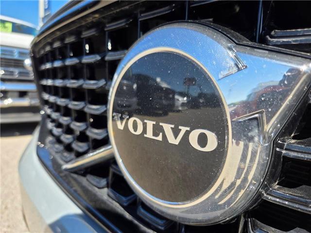 2024 Volvo XC40 B5 Core Dark Theme (Stk: 7174) in Calgary - Image 9 of 15