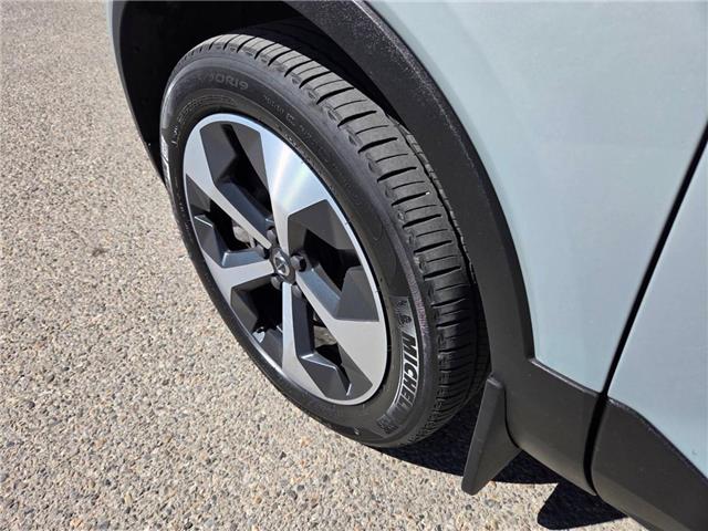 2024 Volvo XC40 B5 Core Dark Theme (Stk: 7174) in Calgary - Image 10 of 15