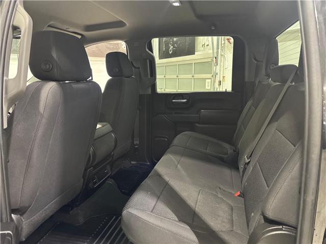 2022 Chevrolet Silverado 2500HD Custom in Saint-Eustache - Image 8 of 17
