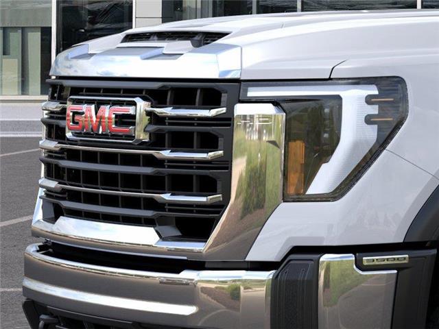 2026 GMC Sierra 3500HD Chassis Pro (Stk: TF326120) in Calgary - Image 13 of 24 2026 GMC Sierra 3500HD Chassis Pro (Stk: TF326120) in Calgary - Image 13 of 24
