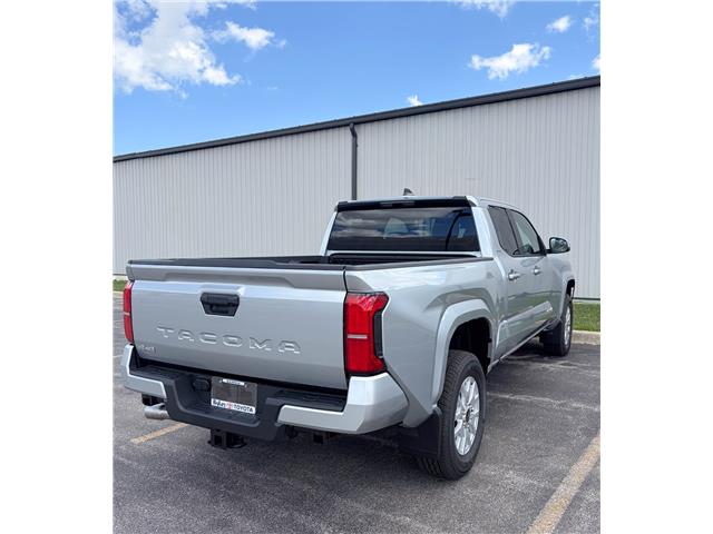 2026 Toyota Tacoma Base (Stk: 3825) in Sarnia - Image 4 of 5