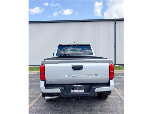 2026 Toyota Tacoma Base (Stk: 3825) in Sarnia - Image 5 of 5