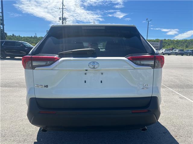 2020 Toyota RAV4 LE (Stk: 47884) in Owen Sound - Image 4 of 11