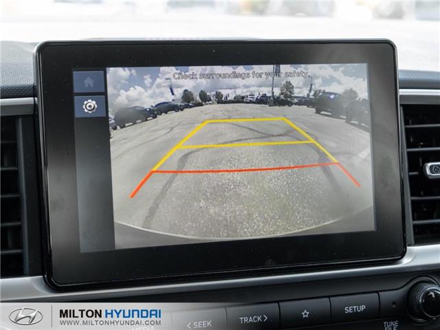 2025 Hyundai Venue Essential w/Two-Tone (Stk: 352103A) in Milton - Image 12 of 22