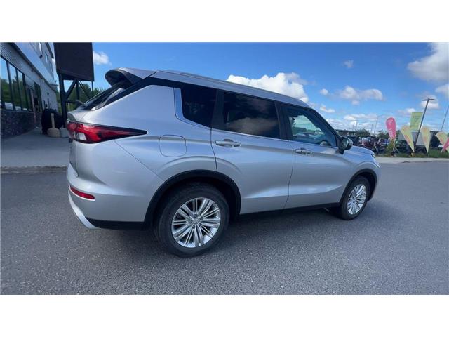 2024 Mitsubishi Outlander SE (Stk: 25582) in Sudbury - Image 4 of 26