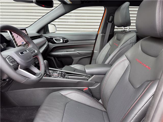 2026 Jeep Compass Trailhawk (Stk: 26060D) in London - Image 10 of 27