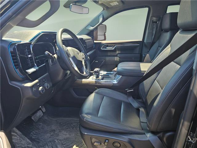 2024 Chevrolet Silverado 1500 LT Trail Boss (Stk: T4425) in Richmond - Image 3 of 3