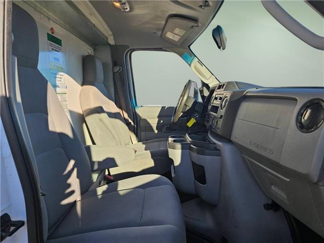 2023 Ford E-450 Cutaway Base (Stk: T4041) in Richmond - Image 14 of 15