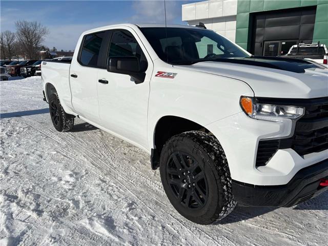 2025 Chevrolet Silverado 1500 LT Trail Boss (Stk: T4271) in Richmond - Image 2 of 17