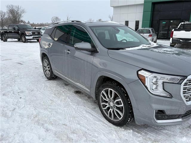 2024 GMC Terrain Denali (Stk: T4028) in Richmond - Image 2 of 17
