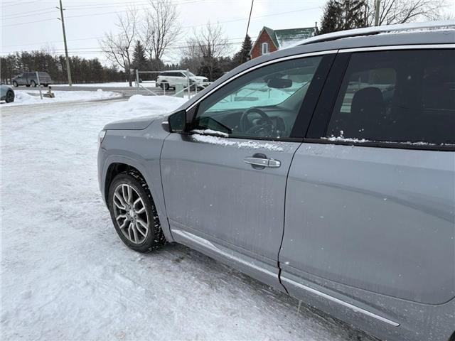2024 GMC Terrain Denali (Stk: T4028) in Richmond - Image 7 of 17
