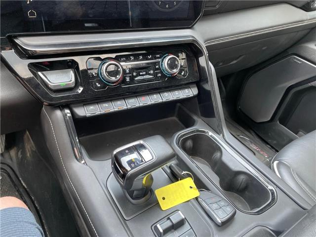 2022 GMC Sierra 1500 AT4X (Stk: T3923) in Richmond - Image 13 of 18