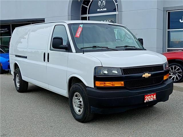2024 Chevrolet Express 2500 Work Van (Stk: 28485P) in Newmarket - Image 2 of 16