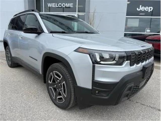 2026 Jeep Cherokee Laredo/Limited (Stk: J23365) in Newmarket - Image 3 of 11