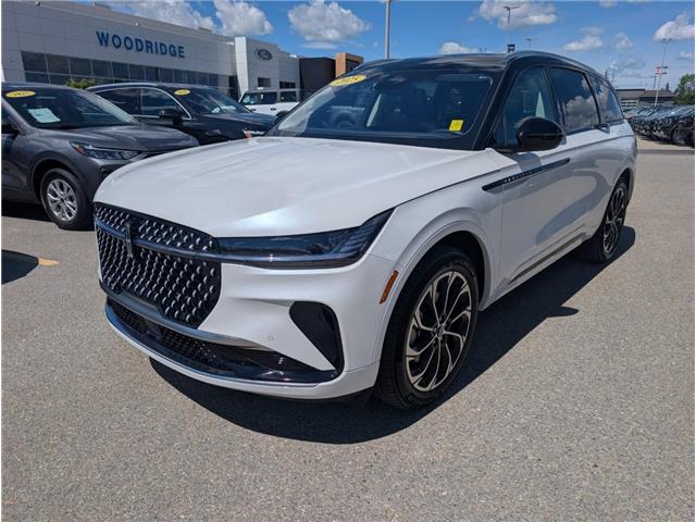 2025 Lincoln Nautilus Reserve (Stk: T-1385A) in Calgary - Image 1 of 28