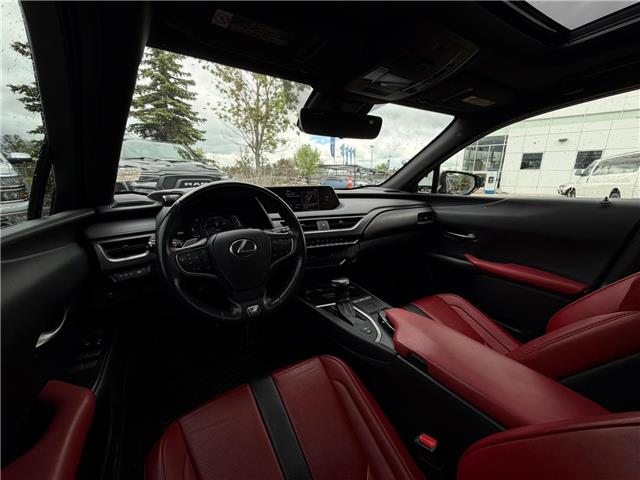 2020 Lexus UX 250h Base (Stk: 260412B) in Calgary - Image 7 of 16