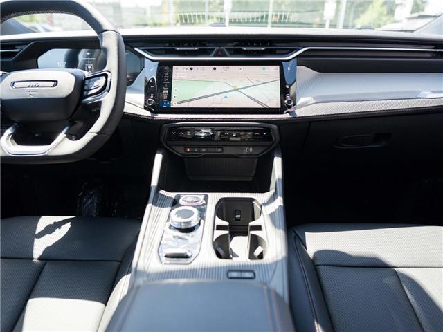 2026 Jeep Cherokee Laredo/Limited (Stk: T204130) in Surrey - Image 13 of 26