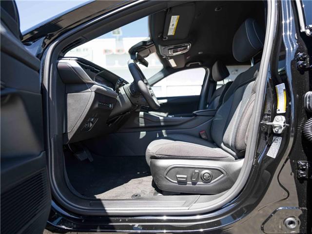 2026 Jeep Cherokee Laredo/Limited (Stk: T273500) in Surrey - Image 8 of 22