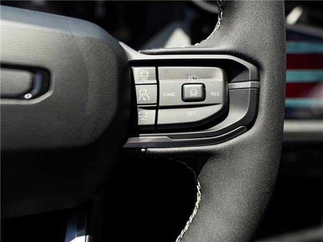 2026 Jeep Cherokee Laredo/Limited (Stk: T273500) in Surrey - Image 11 of 22