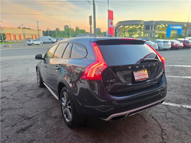 2018 Volvo V60 Cross Country T5 Premier (Stk: 2511620) in Waterloo - Image 3 of 26