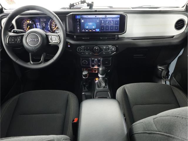2025 Jeep Wrangler Sport (Stk: 26C004A) in Calgary - Image 13 of 22
