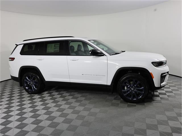 2026 Jeep Grand Cherokee L Base (Stk: 26J134) in Calgary - Image 5 of 21 2026 Jeep Grand Cherokee L Base (Stk: 26J134) in Calgary - Image 5 of 21
