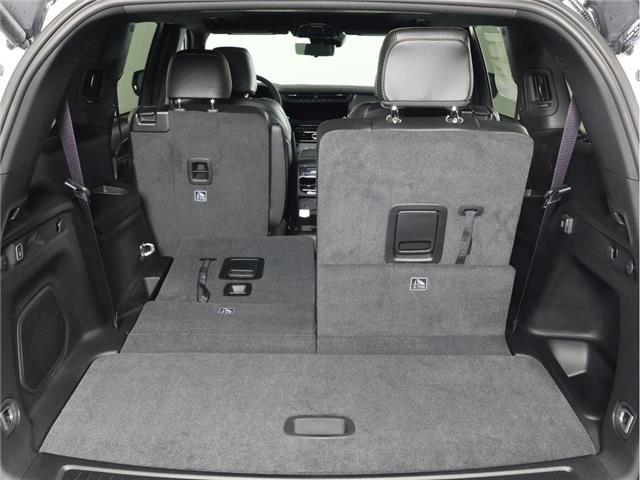 2026 Jeep Grand Cherokee L Base (Stk: 26J134) in Calgary - Image 8 of 21 2026 Jeep Grand Cherokee L Base (Stk: 26J134) in Calgary - Image 8 of 21