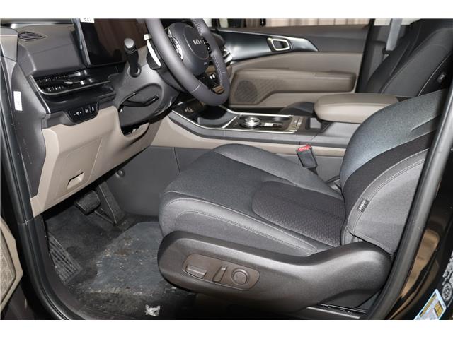 2026 Kia Carnival Hybrid LX+ (Stk: 27104) in Edmonton - Image 10 of 27