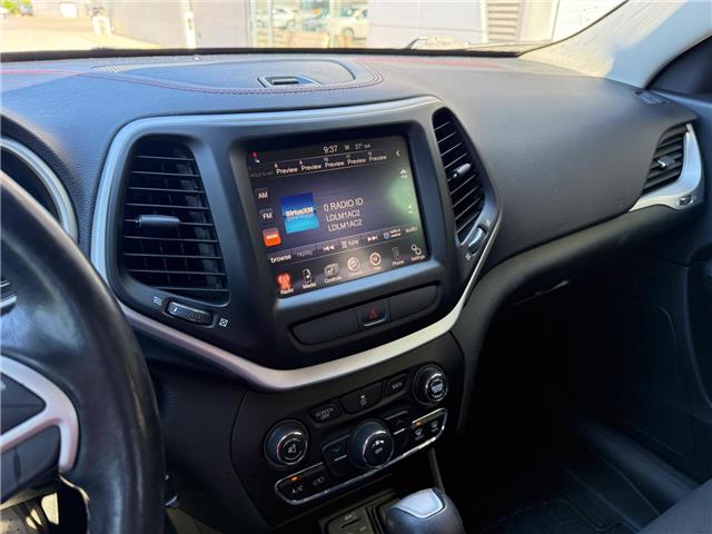 2015 Jeep Cherokee Trailhawk (Stk: 26340A) in London - Image 17 of 23
