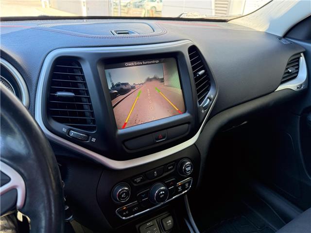2015 Jeep Cherokee Trailhawk (Stk: 26340A) in London - Image 18 of 23